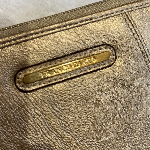 Gold metallic double zipper wallet - Picture 2 of 6